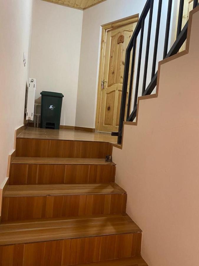 Sana Guest House Mestia Bagian luar foto