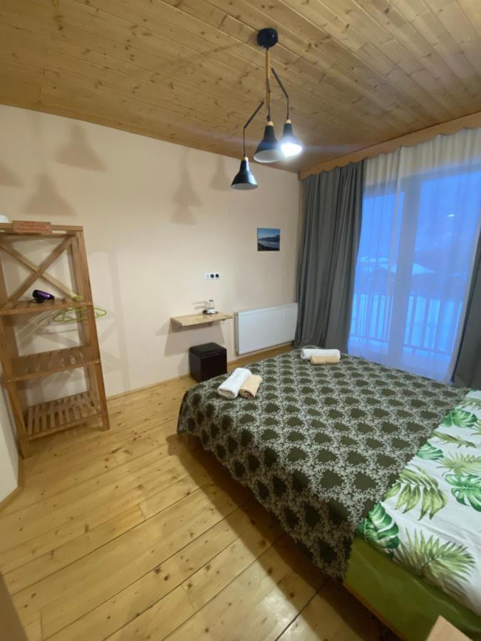 Sana Guest House Mestia Bagian luar foto